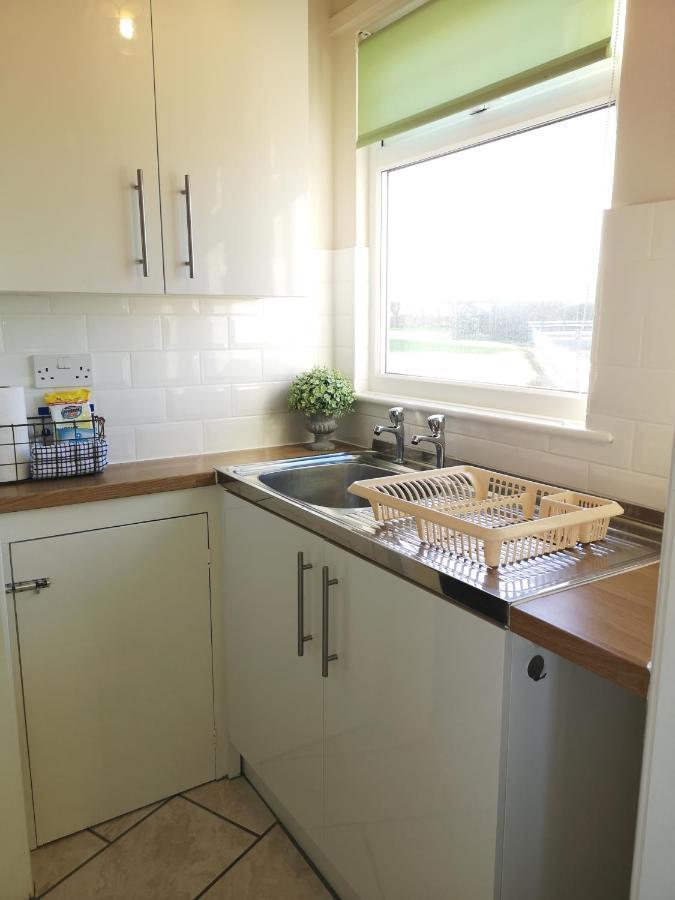 Chalet Sea View Chalet, Access To Sandy - Pets Go Free Winterton-on-Sea